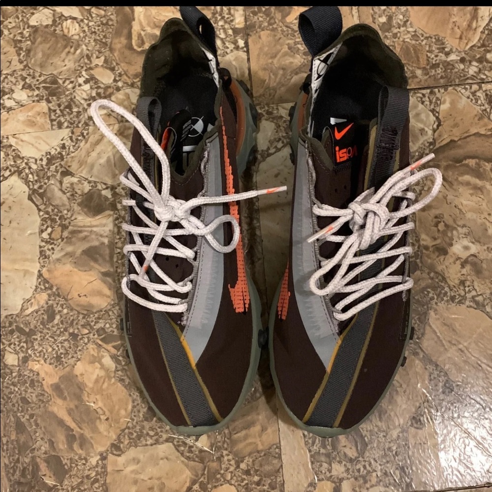 Nike React WR ISPA